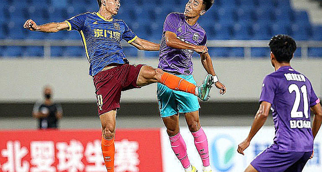 V.League và cái chết lặng lẽ của cầu thủ chạy cánh truyền thống V.League và cái chết lặng lẽ của cầu thủ chạy cánh truyền thống