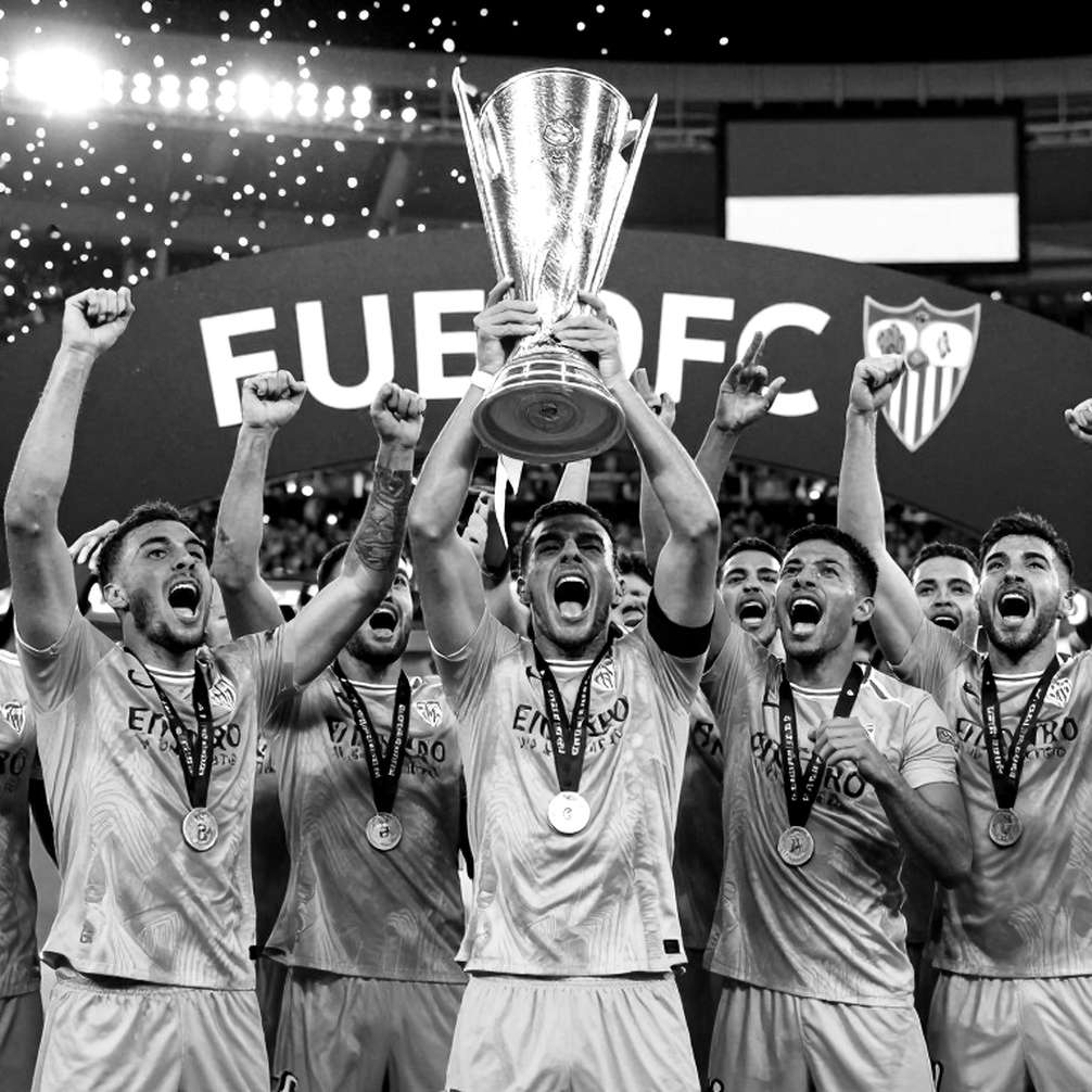 Chiếc ghế dự bị của Bukayo Saka và bàn tay lạnh của Thomas Tuchel ở bán kết World Cup Chiếc ghế dự bị của Bukayo Saka và bàn tay lạnh của Thomas Tuchel ở bán kết World Cup
