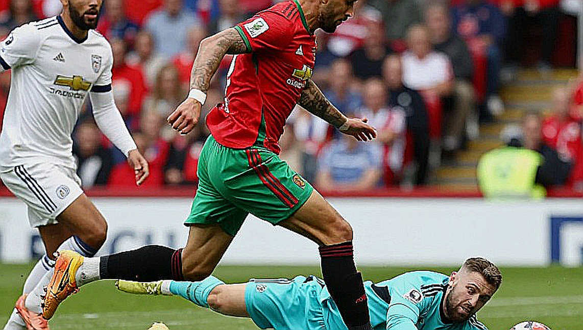 Saka và đêm Wembley: Khi bóng đá Anh đặt một đứa trẻ vào tâm bão Saka và đêm Wembley: Khi bóng đá Anh đặt một đứa trẻ vào tâm bão