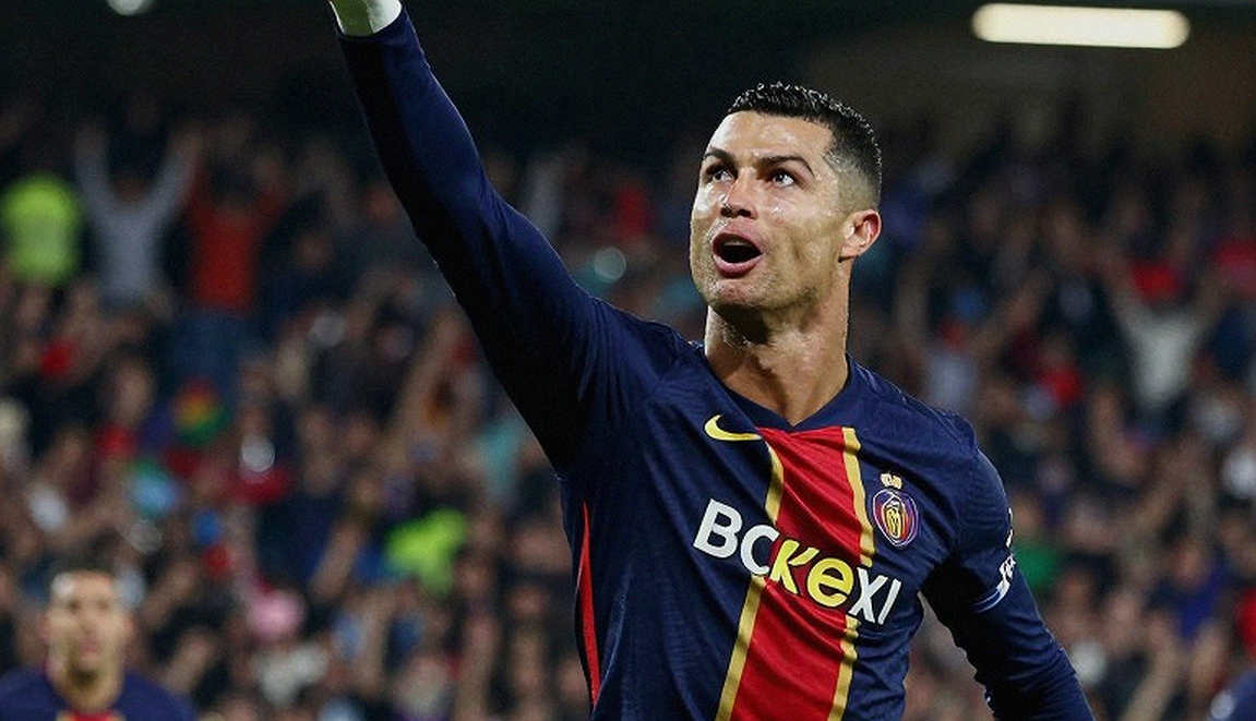 Vé mùa Premier League: Khi lòng trung thành bị định giá bằng biên lợi nhuận Vé mùa Premier League: Khi lòng trung thành bị định giá bằng biên lợi nhuận