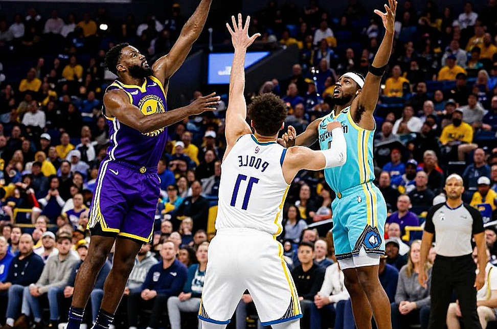 Stephen Curry và bản gia hạn 116 triệu USD: Giải mã cấu trúc hợp đồng và bài toán ba trụ cột vắng mặt của Warriors