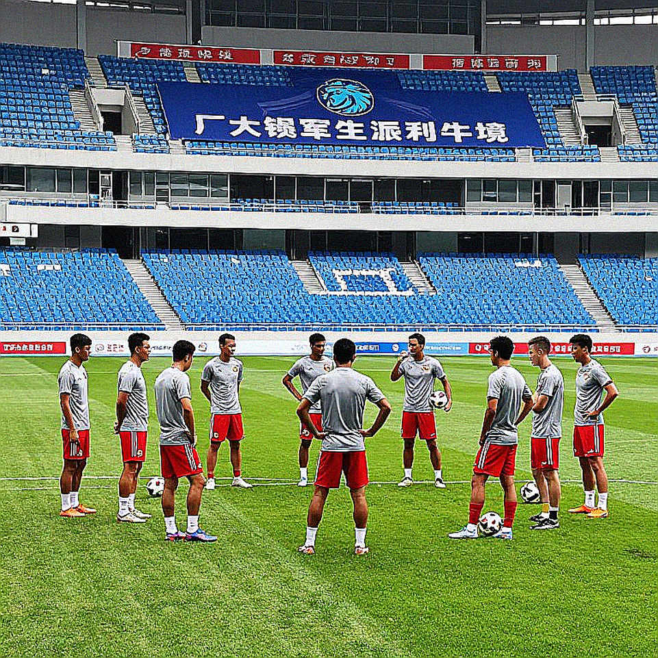Asian Cup 2027: Hai tuyên bố cách nhau vài giờ, một khoảng trống không ai đo