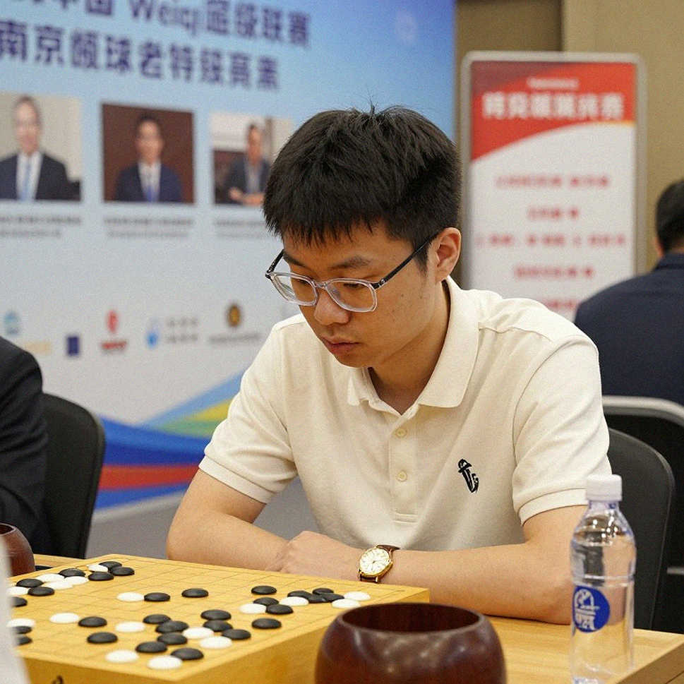 Karsten Müller và câu hỏi lớn của đào tạo endgame sau 25 năm: Bài học từ Endgame Academy mới của ChessBase Karsten Müller và câu hỏi lớn của đào tạo endgame sau 25 năm: Bài học từ Endgame Academy mới của ChessBase