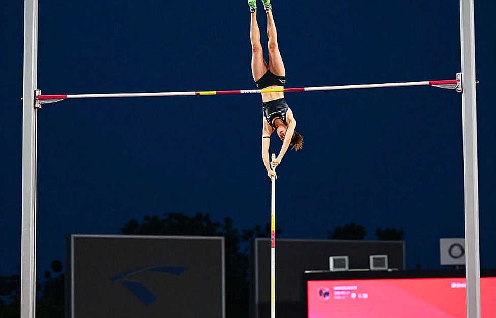 Kevin Ociepka và 155 giờ không ngủ: Khi burpee broad jump trở thành cột mốc thể thao mới Kevin Ociepka và 155 giờ không ngủ: Khi burpee broad jump trở thành cột mốc thể thao mới