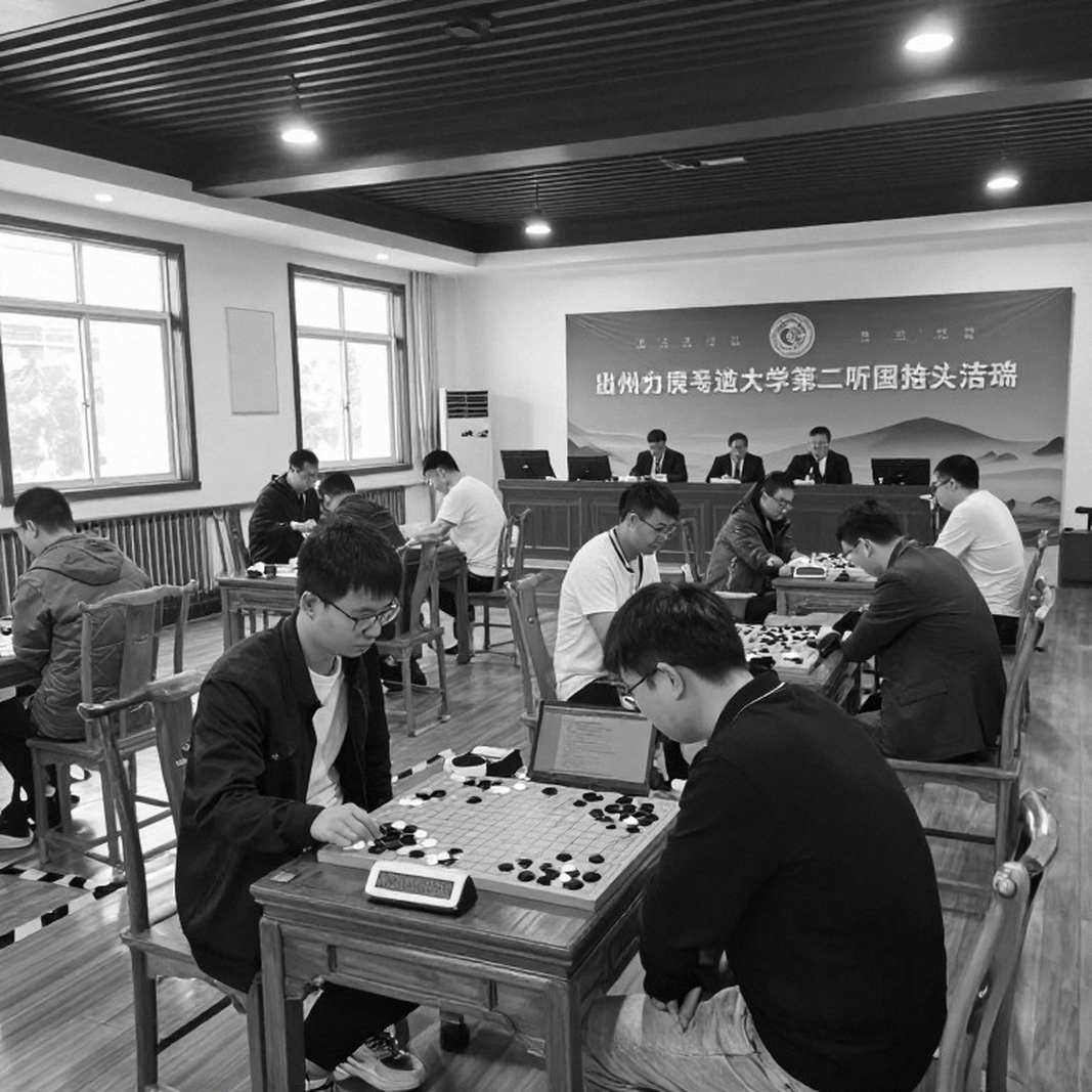 Phân Tích Chiến Thuật Cờ Vua: Thiếu Thông Tin Làm Khó Khăn Cho Phân Tích Sâu