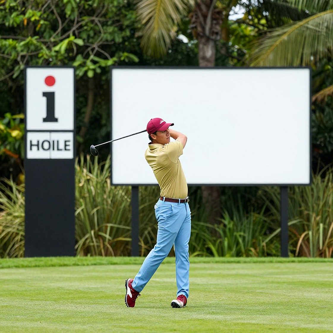 PGA Tour, LIV Golf và luật bóng mới: dòng tiền định hình lại golf toàn cầu