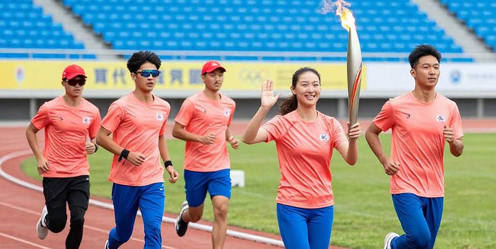Dòng tiền ngầm của V.League: Vì sao thị trường chuyển nhượng nội địa không thể tự đứng vững
