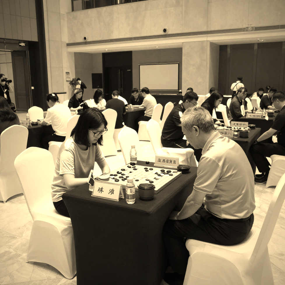Khi ChessBase mua một giọng nói: Kostya Kavutskiy và cuộc đua nội dung dành cho người chơi phong trào