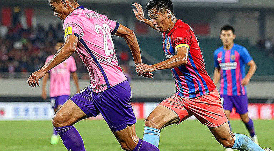 Hồ sơ chuyển nhượng V.League: chín trang giấy và cả chín trang đều trống Hồ sơ chuyển nhượng V.League: chín trang giấy và cả chín trang đều trống