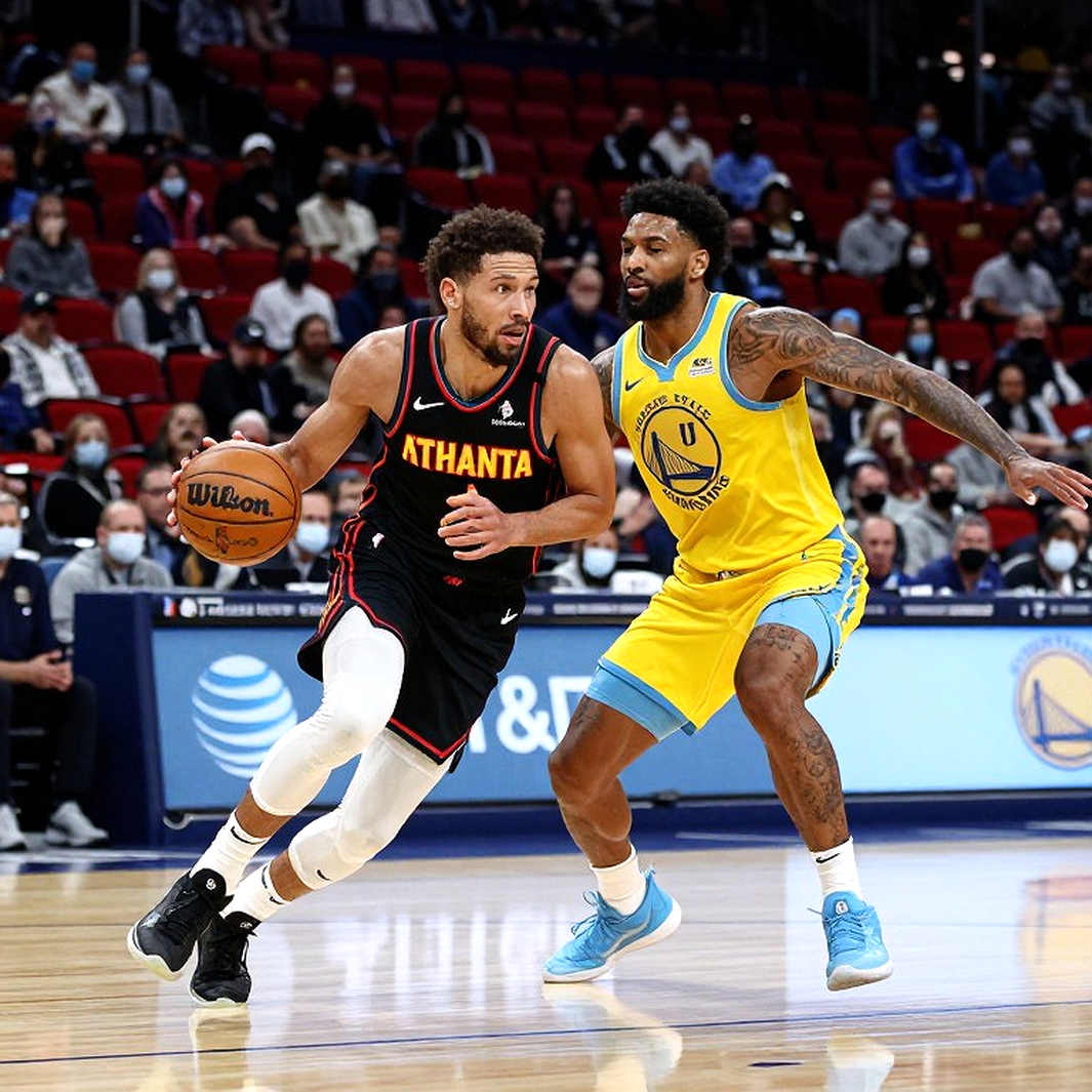 Efes Opens EuroLeague with Two Long-Term Absences: The Mike James Bet and the Depth Equation Efes Opens EuroLeague with Two Long-Term Absences: The Mike James Bet and the Depth Equation