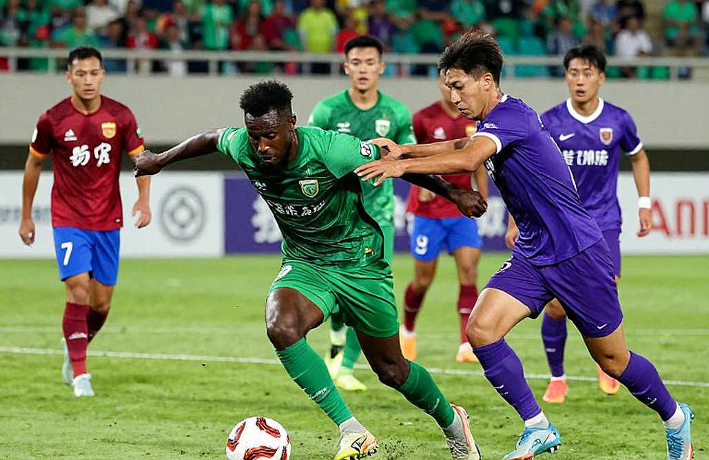 Ba con số của thị trường chuyển nhượng V.League mùa hè 2026: Công bố, thật, và con số người ta muốn bạn tin
