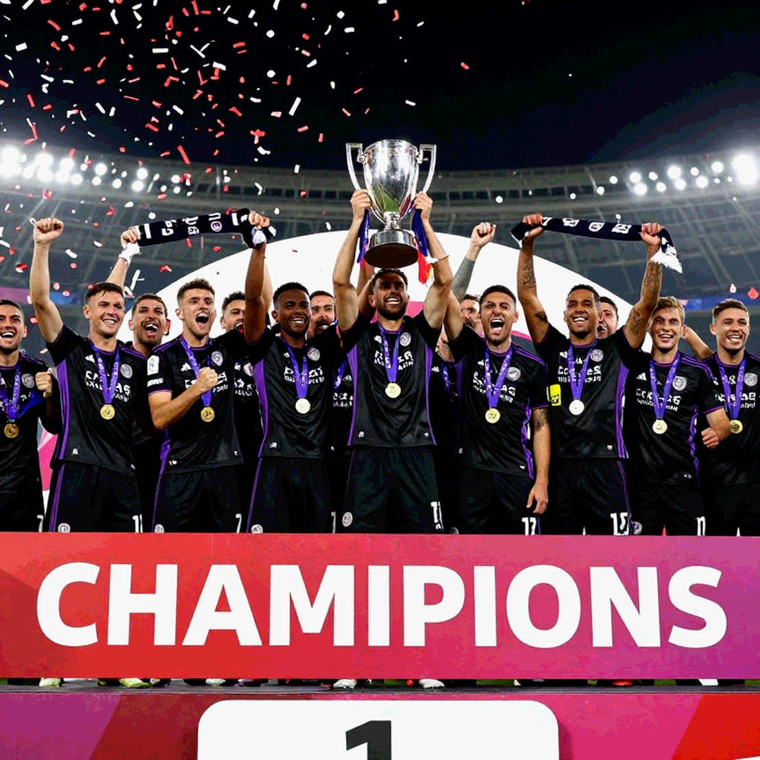 Chicharito và danh hiệu người hâm mộ số một của Luis Miguel: tín hiệu thương hiệu không nằm trong sổ chuyển nhượng Chicharito và danh hiệu người hâm mộ số một của Luis Miguel: tín hiệu thương hiệu không nằm trong sổ chuyển nhượng